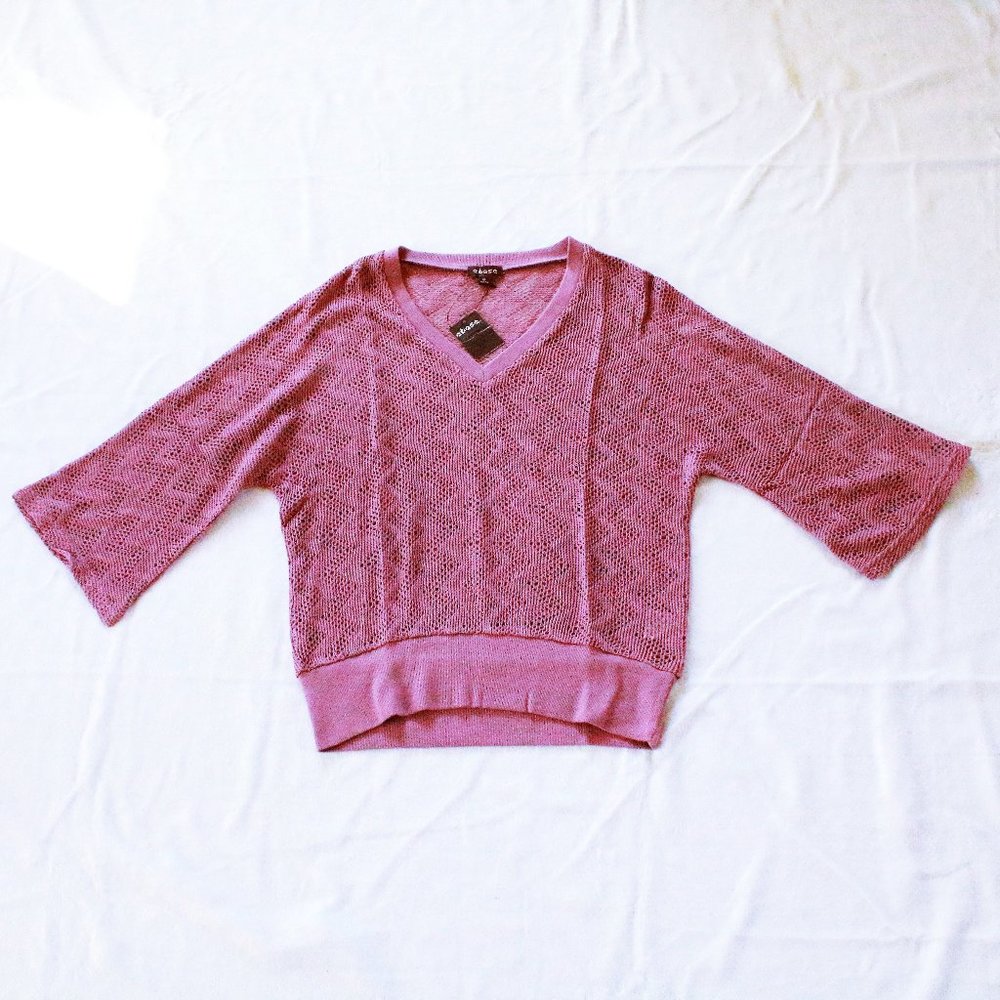 ebase Women's Hollow out Knit Bell Sleeve size S/M